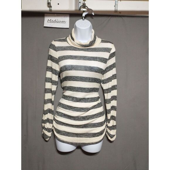 Blue Sketch, lightweight sweater medium - Picture 1 of 3